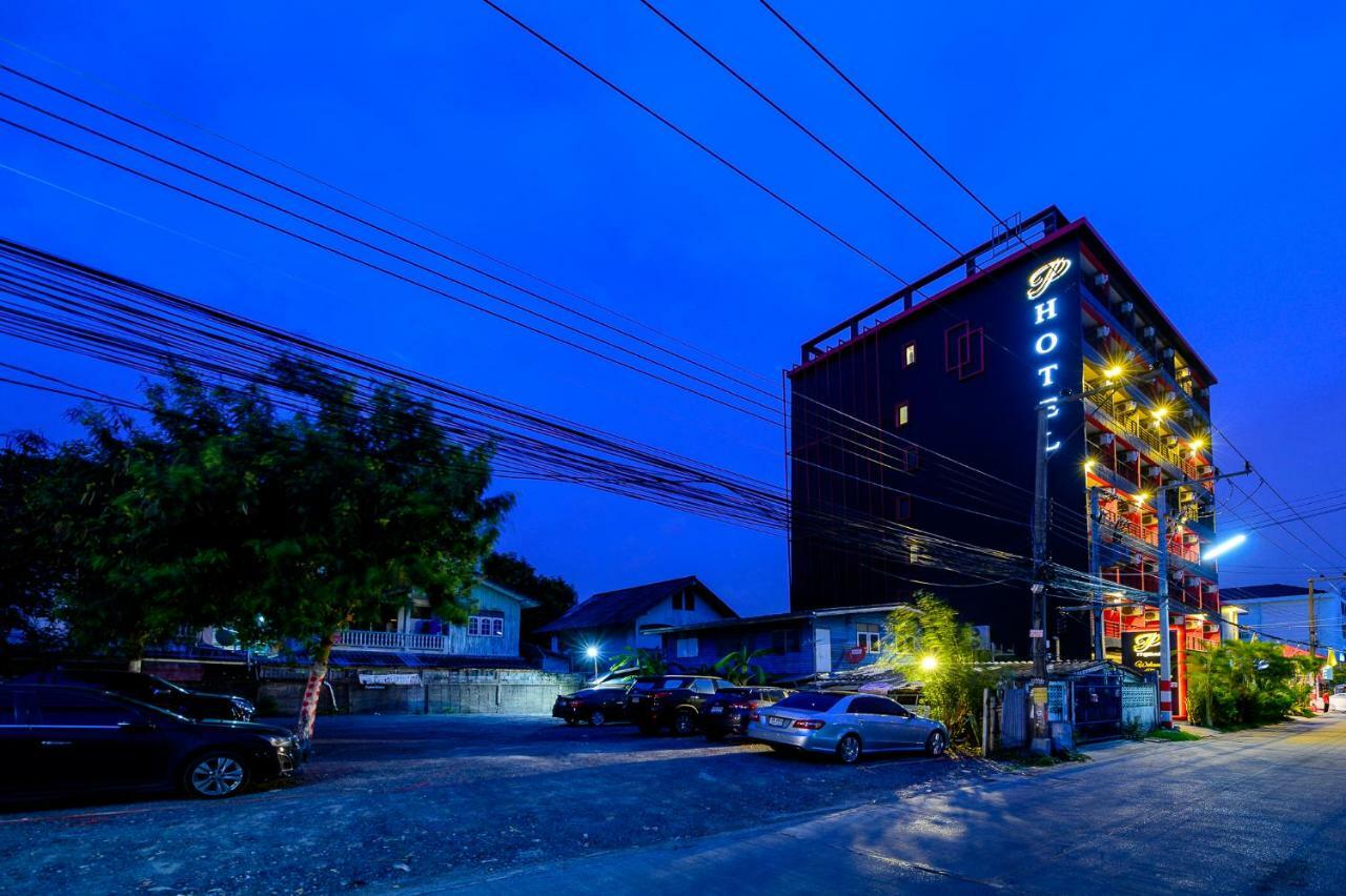 Pp@Hotel Rangsit Pathum Thani Buitenkant foto