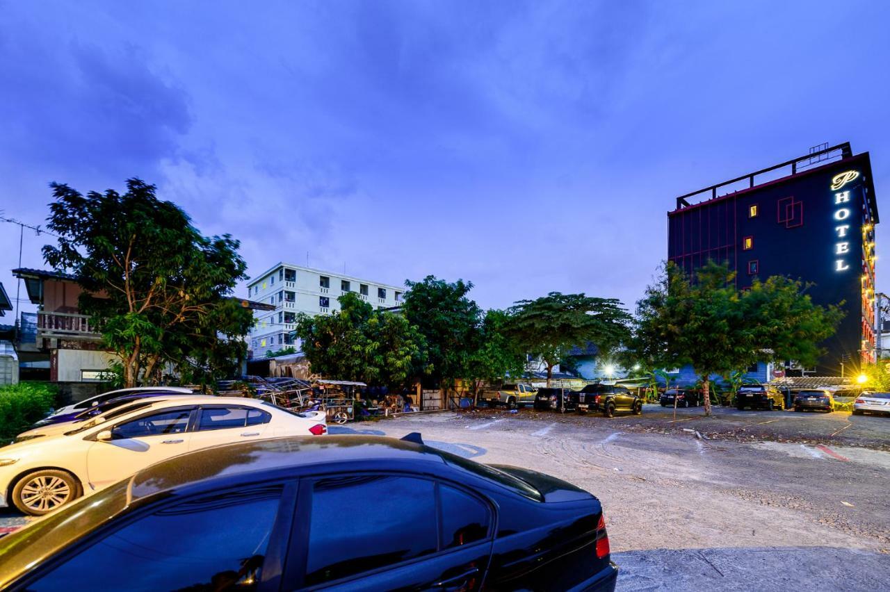 Pp@Hotel Rangsit Pathum Thani Buitenkant foto